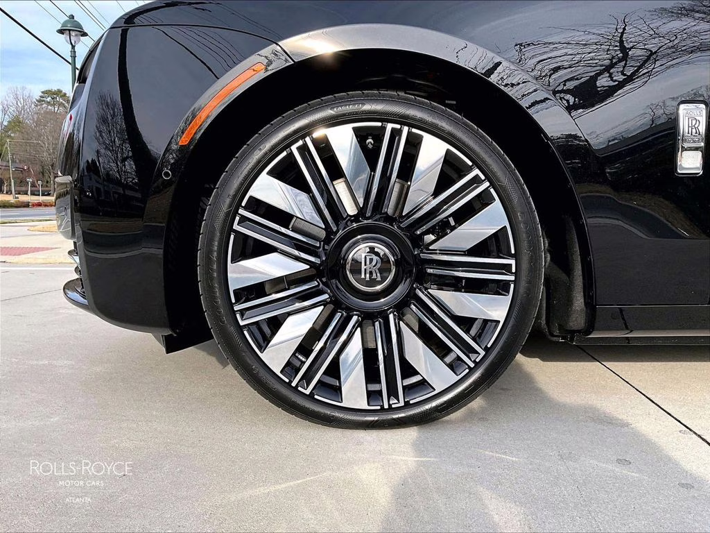 mph010_3017451776_sca13gz01tu234045_2026_rolls_royce_ghost_black_diamond_11_109366_d266de3889