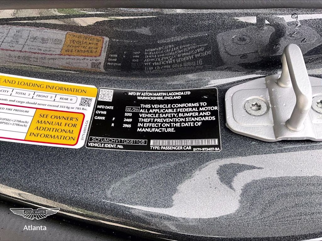 mph010_3189445853_scfumchv1tgk61108_2026_aston_martin_vanquish_volante_xenon_grey_11_111575_52b92f8d17