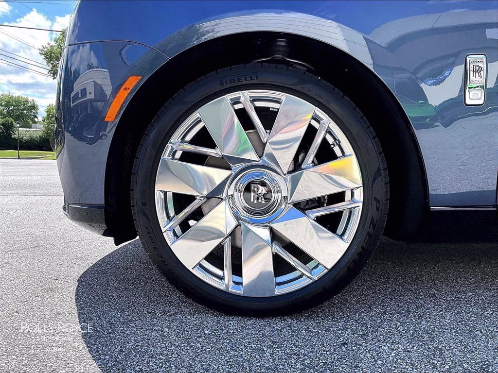 mph010_3294088345_sla23ha07vu236617_2027_rolls_royce_cullinan_iguazu_blue_11_111742_98319fe897