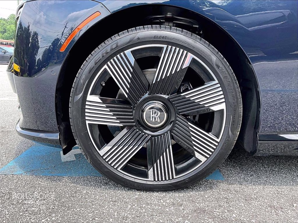 mph010_3974365177_scatk2c01tu232707_2026_rolls_royce_spectre_midnight_sapphire_11_112559_f82c263953