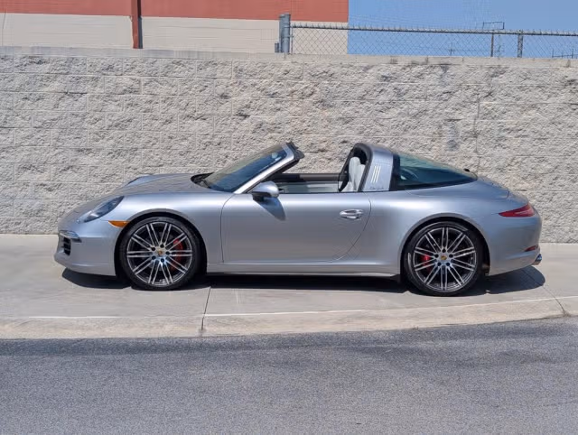 mph010_414916518_640_41fece58d8