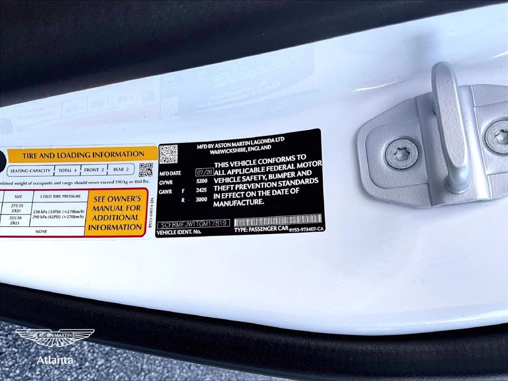 mph010_4253378560_scfrmfjw1tgm17819_2026_aston_martin_db12_s_volante_zenith_white_11_113919_390bff0cc0