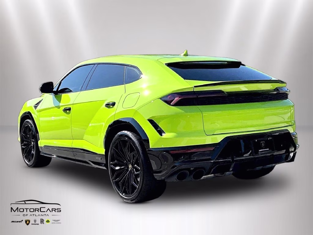 mph010_877768154_zpbud6zl8sla39743_2025_lamborghini_urus_se_verde_scandal_11_113824_8c37010fc5