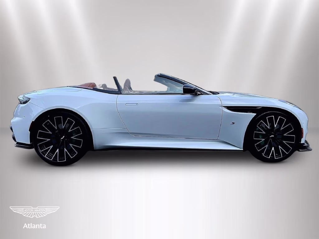 mph011_1033278254_scfrmfjw1tgm17819_2026_aston_martin_db12_s_volante_zenith_white_12_113919_3946510c94