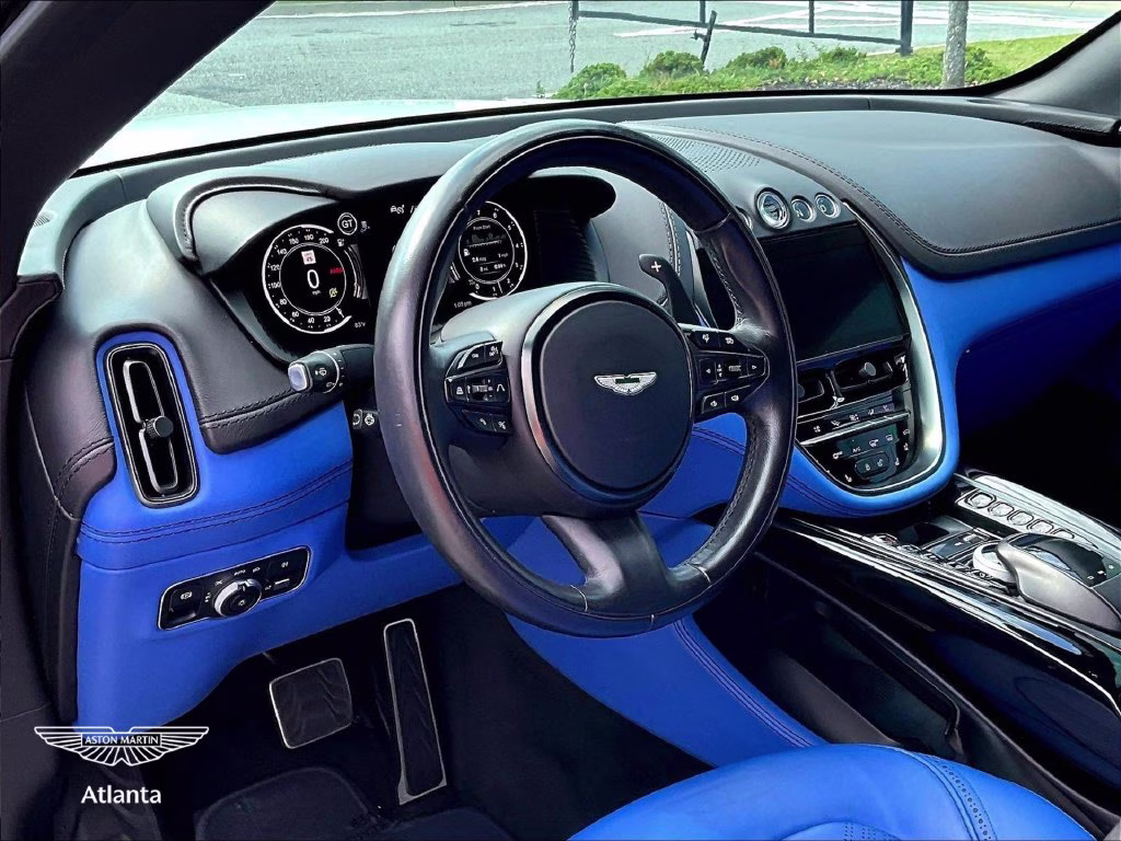mph011_1262311040_sd7vujawxntv04922_2022_aston_martin_dbx_lunar_12_114502_435eca6e74