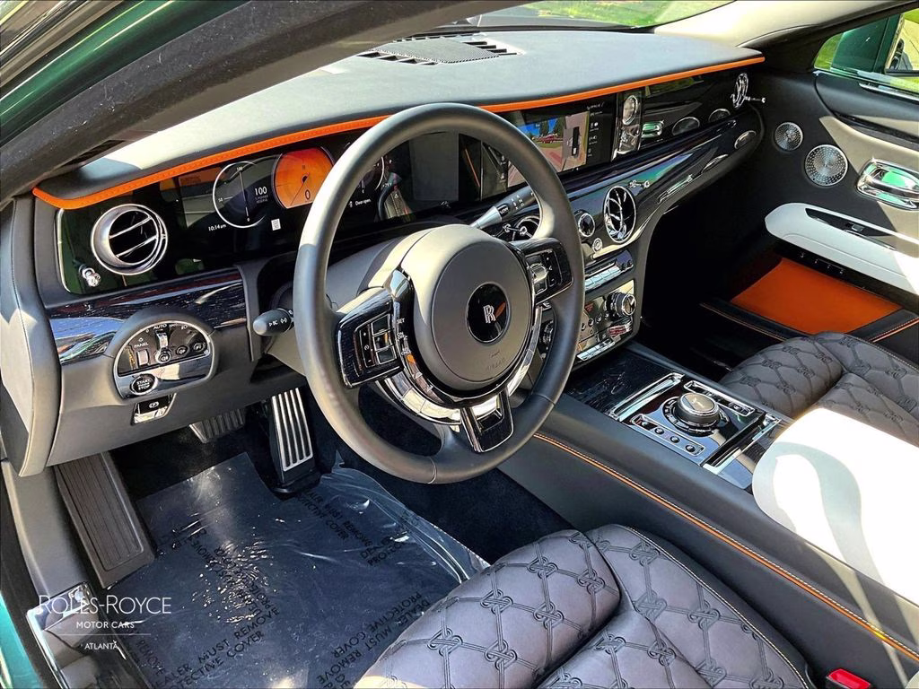 mph011_2732921607_sca13gz03su229363_2025_rolls_royce_ghost_imperial_jade_12_113395_1a0cb8d902