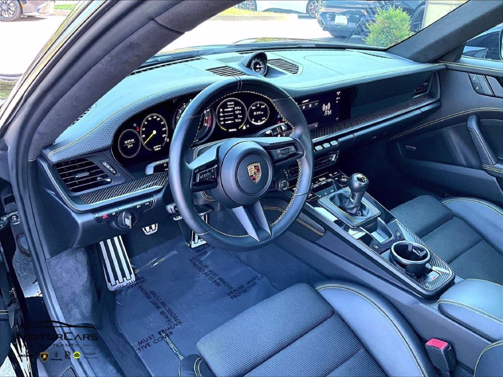 mph011_384905759_wp0ac2a92ns271111_2022_porsche_911_gt3_touring_jet_black_metallic_12_114496_5ecc4e92c0
