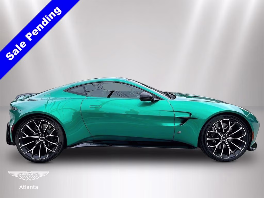 mph011_391579068_scfsmgmw8tgn12011_2026_aston_martin_vantage_s_podium_green_12_111783_dbb1ef4a65