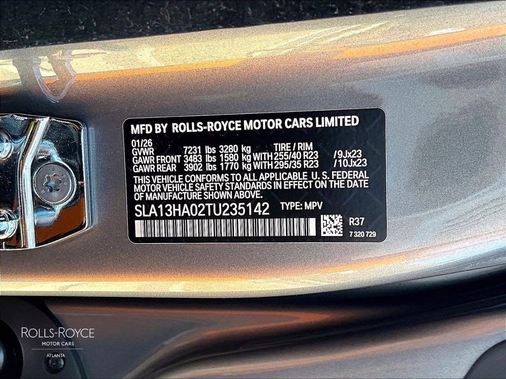 mph011_4049187589_sla13ha02tu235142_2026_rolls_royce_cullinan_jubilee_silver_12_109625_a279051679