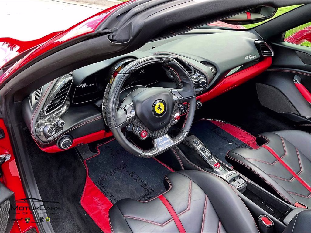 mph011_615803607_zff80ama5h0222915_2017_ferrari_488_spider_12_113638_f04805ded7