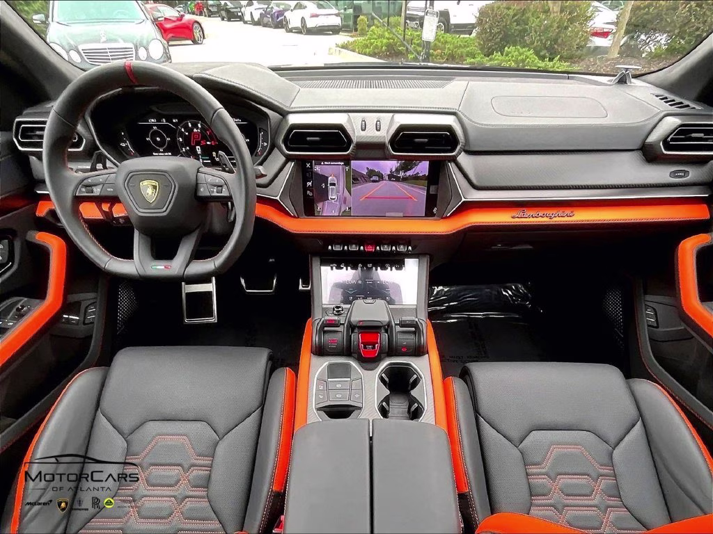 mph012_1474122799_zpbud6zl4sla38623_2025_lamborghini_urus_se_huge_392k_msrp_blu_astraeus_matt_13_113969_e454e76ff3