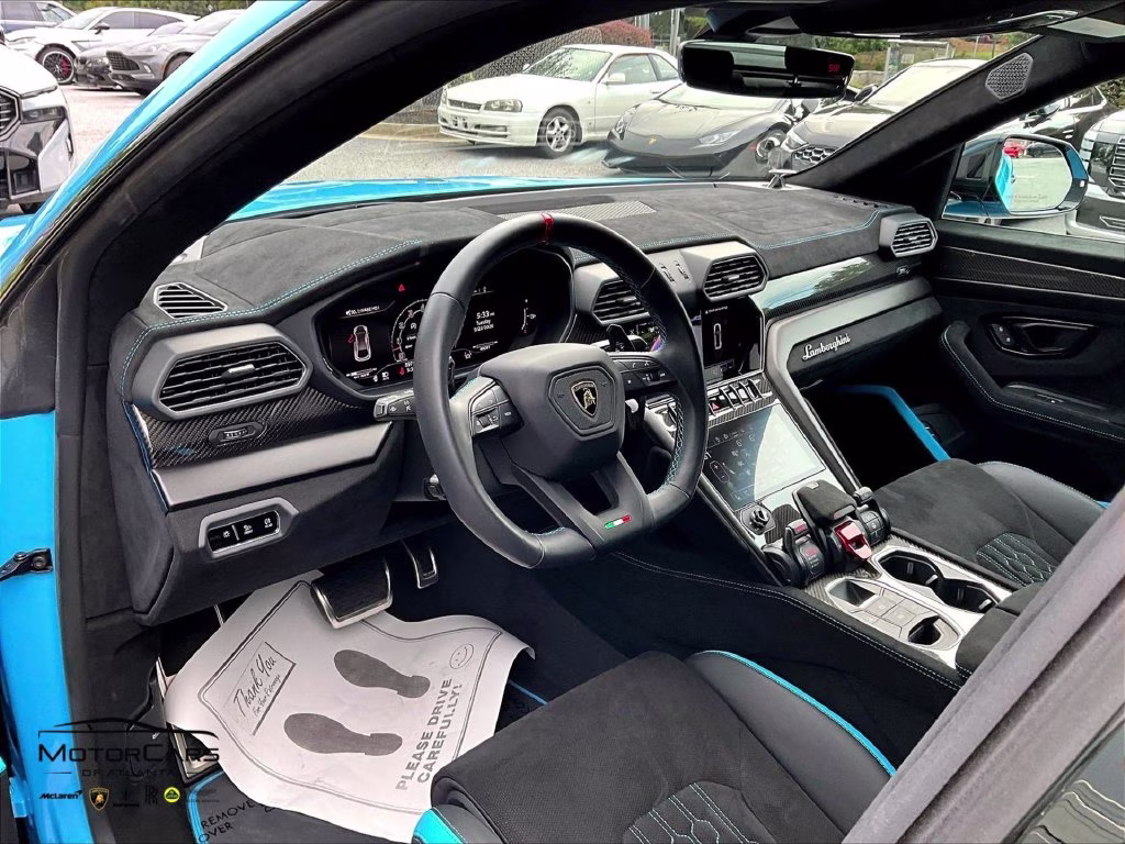 mph012_1500328266_zpbuc3zlxrla32126_2024_lamborghini_urus_performante_blue_13_113926_7963cba583