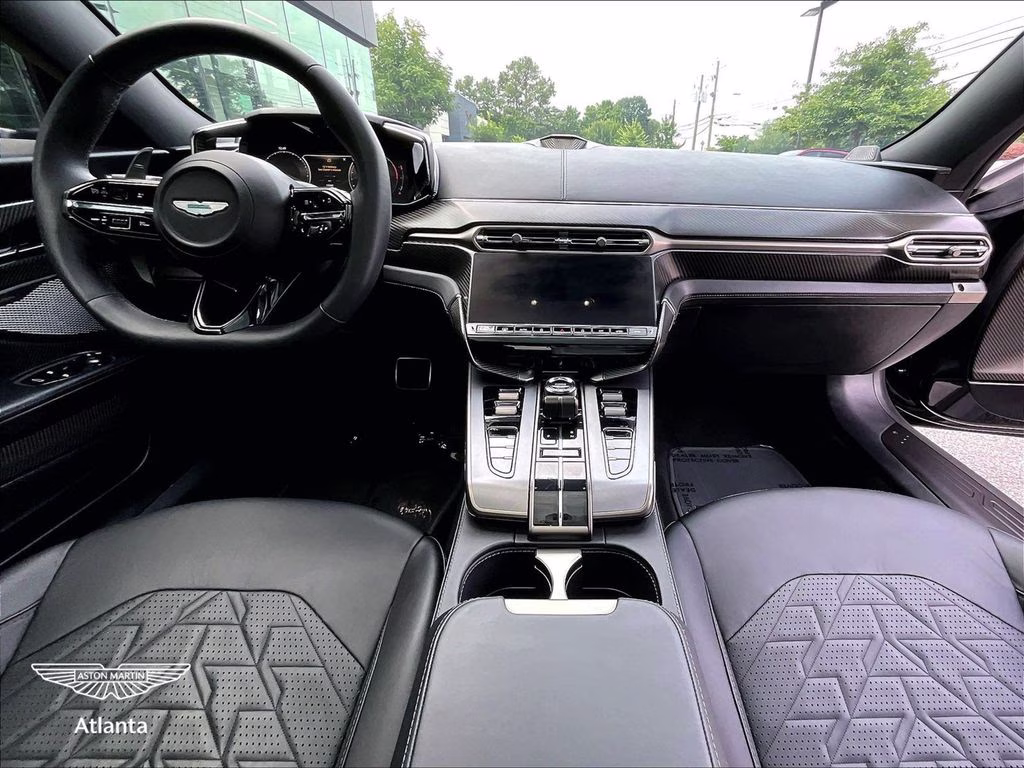 mph012_2079797075_scfumcev2sgj60145_2025_aston_martin_vanquish_v12_oberon_black_13_112726_9295879d3a