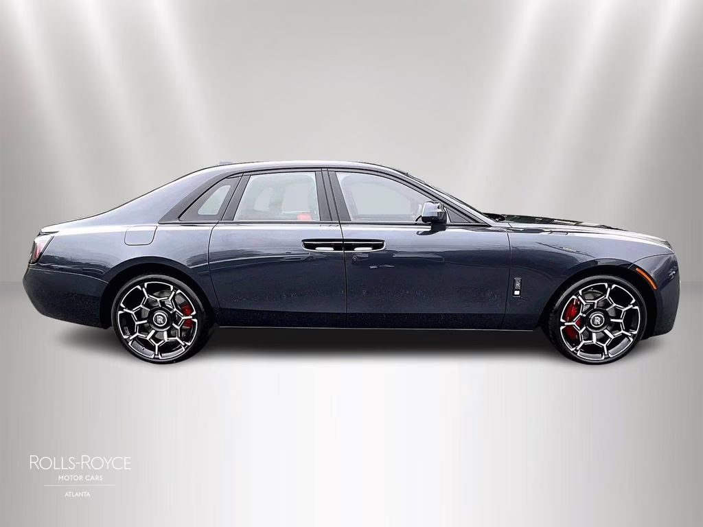 mph012_2521795415_sca33gz02tu233625_2026_rolls_royce_ghost_black_badge_darkest_tungsten_13_109366_ca30eb4ae9