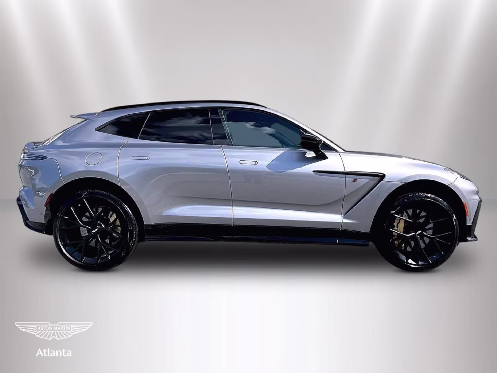 mph012_281536053_sd7vujgw1ttv15392_2026_aston_martin_dbx_s_silver_13_114270_44981f89bc