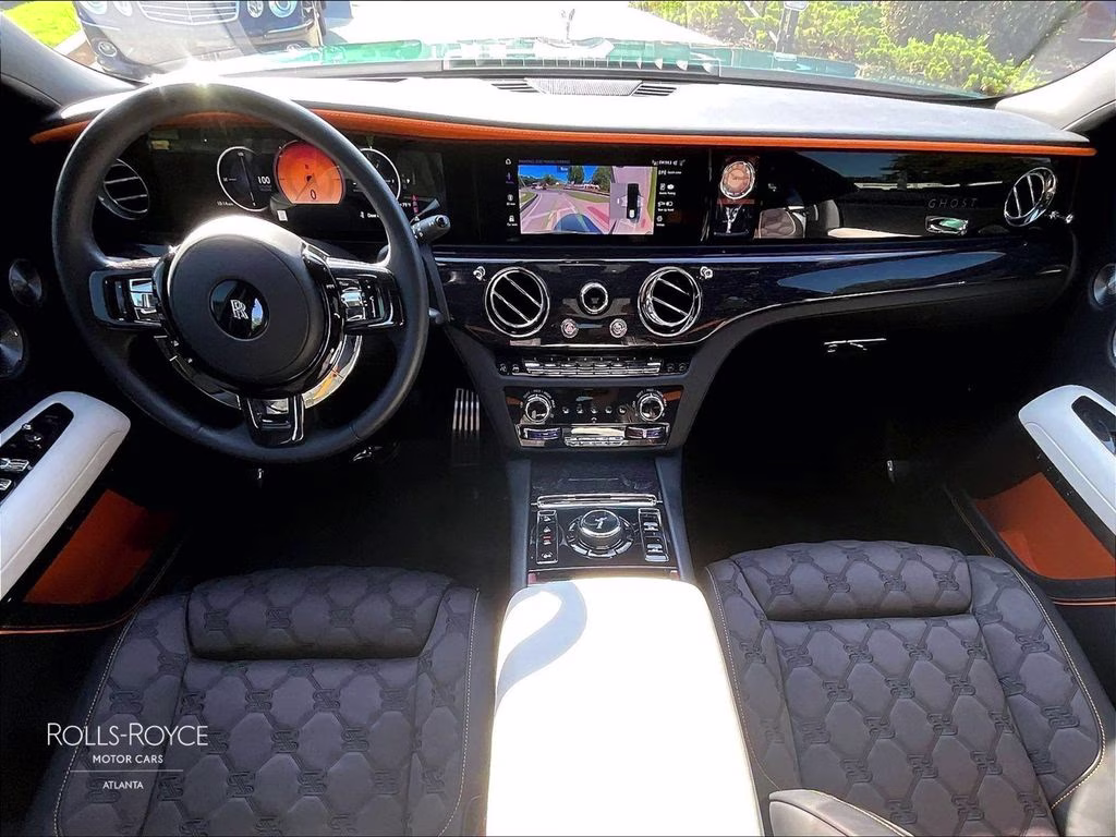 mph012_3222130022_sca13gz03su229363_2025_rolls_royce_ghost_imperial_jade_13_113395_333f5d9784