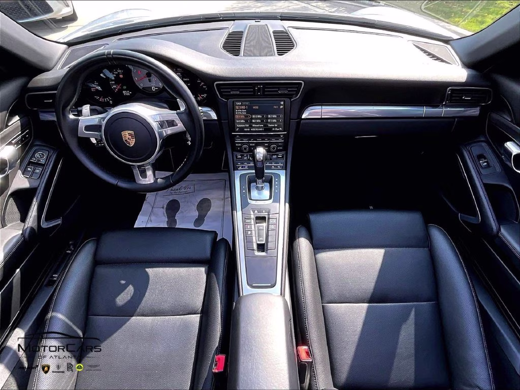 mph012_3304051391_wp0bb2a90ks125082_2019_porsche_911_targa_4s_32k_in_options_guards_red_accents_black_13_114567_9bc212af65