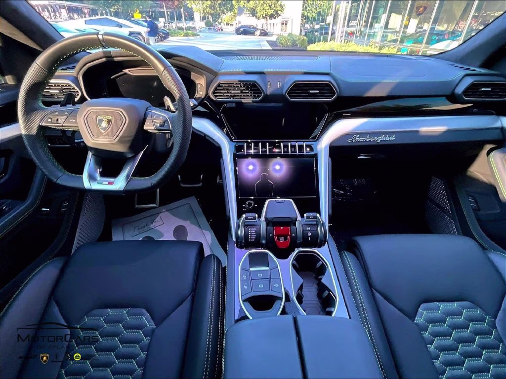 mph012_3467767952_zpbub3zl6rla32210_2024_lamborghini_urus_s_verde_mantis_metallic_13_114438_cd579ccaf0
