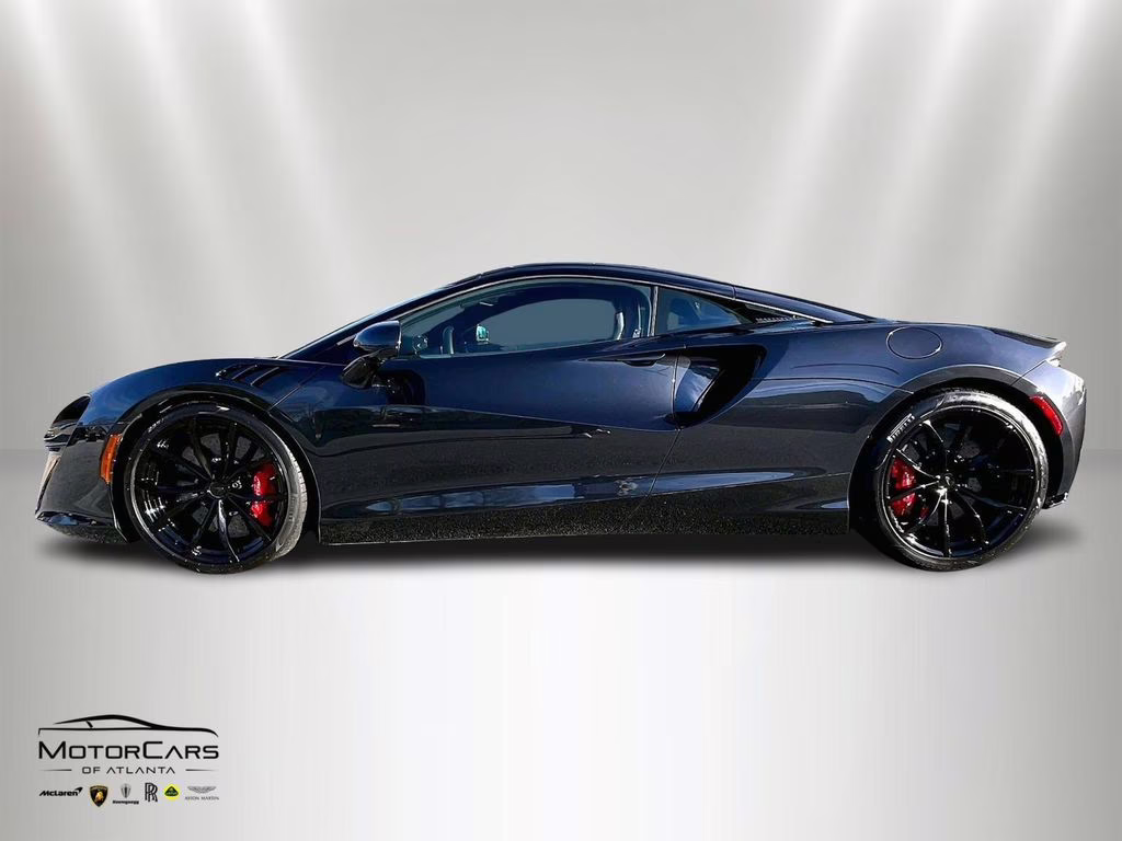mph012_3561867465_sbm16aea0tw004326_2026_mclaren_artura_plateaux_grey_13_109936_5a36aa4ef4