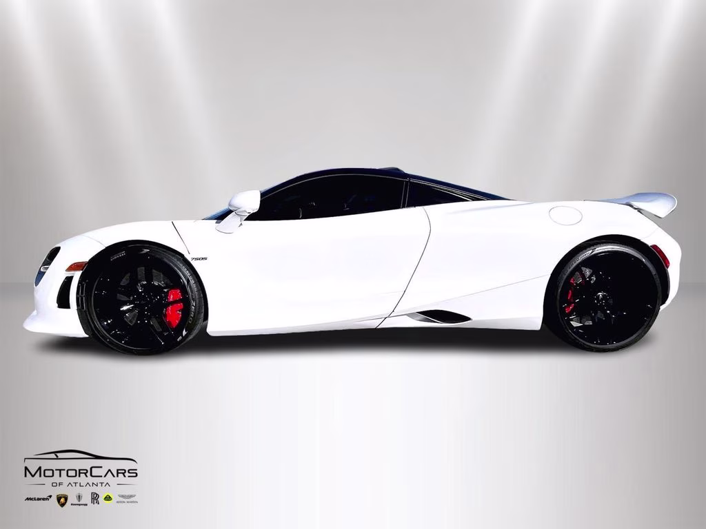 mph013_1042841653_sbm14aca6tw009961_2026_mclaren_750s_coupe_silica_white_14_113770_582adf10b4