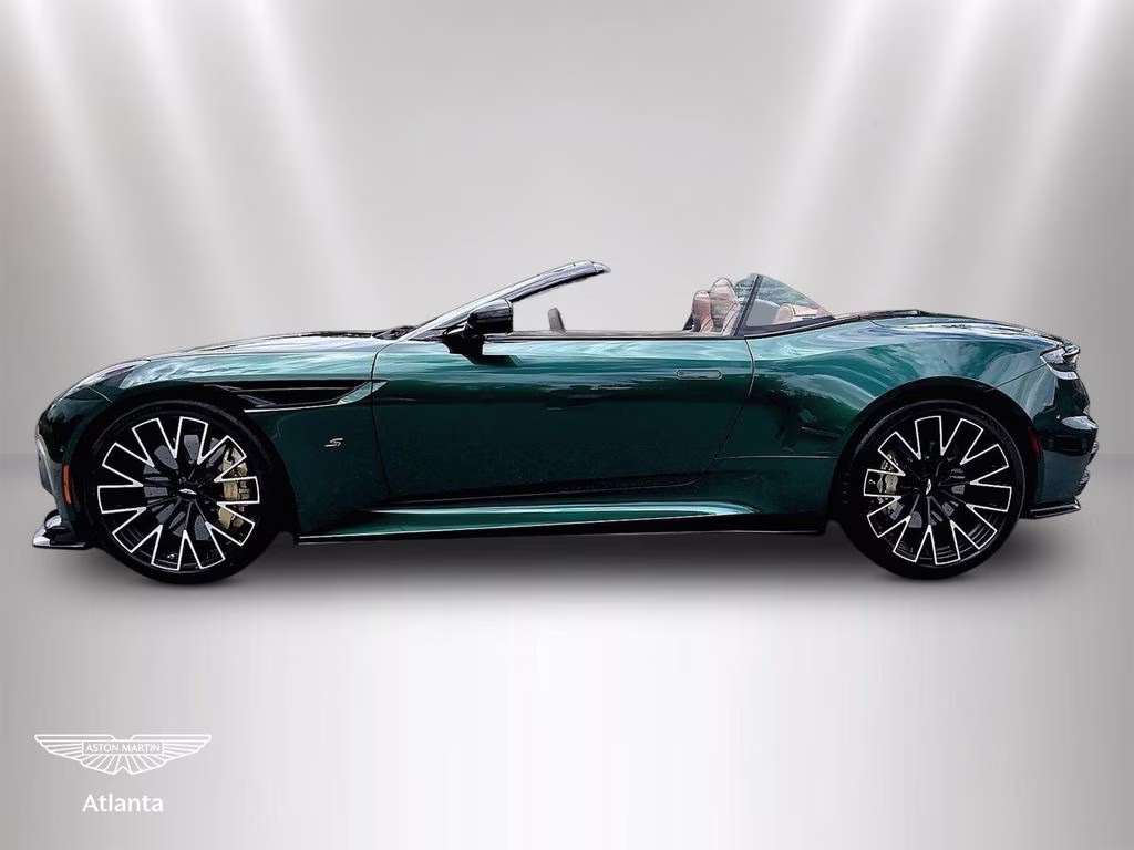 mph013_1402380145_scfrmfjw3tgm17692_2026_aston_martin_db12_s_volante_malachite_green_14_112726_2c99390849