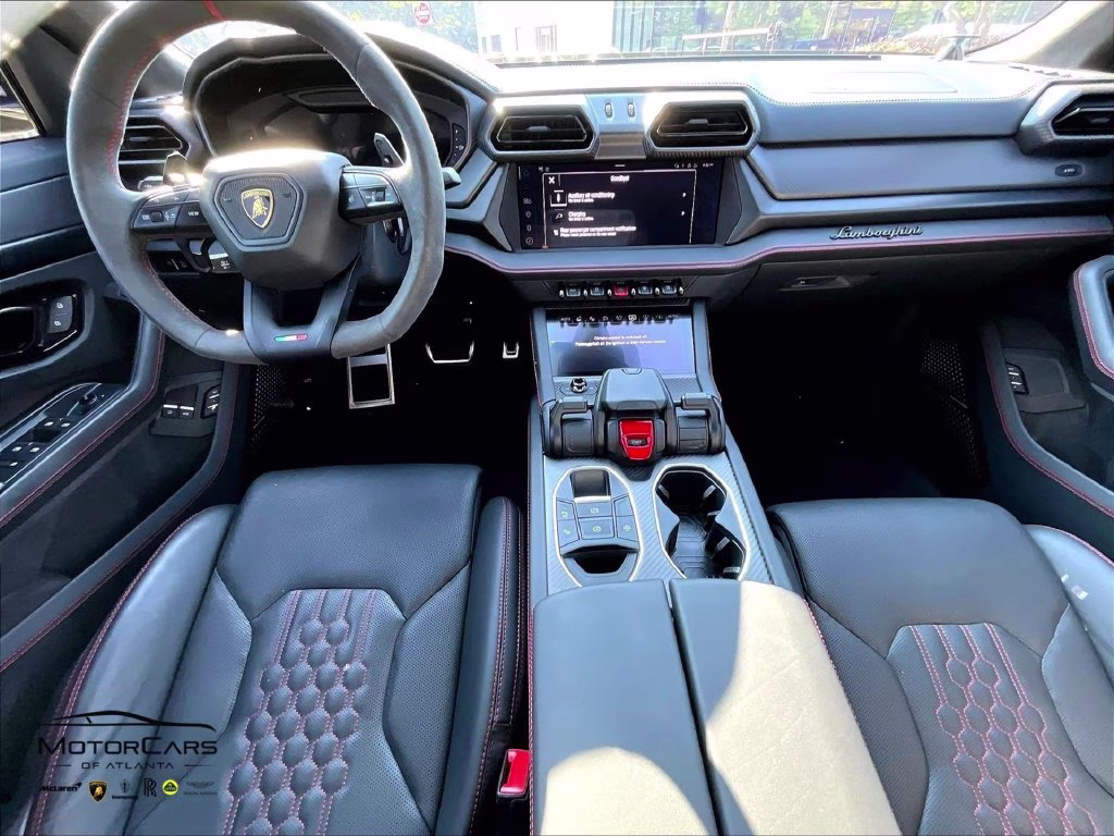 mph013_1440062520_zpbud6zl1sla34576_2025_lamborghini_urus_se_14_113824_47852f0b48