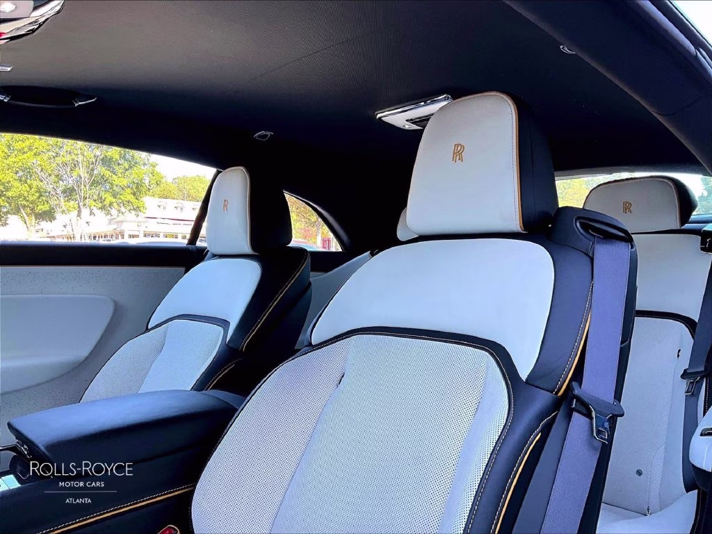 mph013_150685877_scatk4c01tu232735_2026_rolls_royce_black_badge_spectre_black_diamond_14_114766_f4e614659c