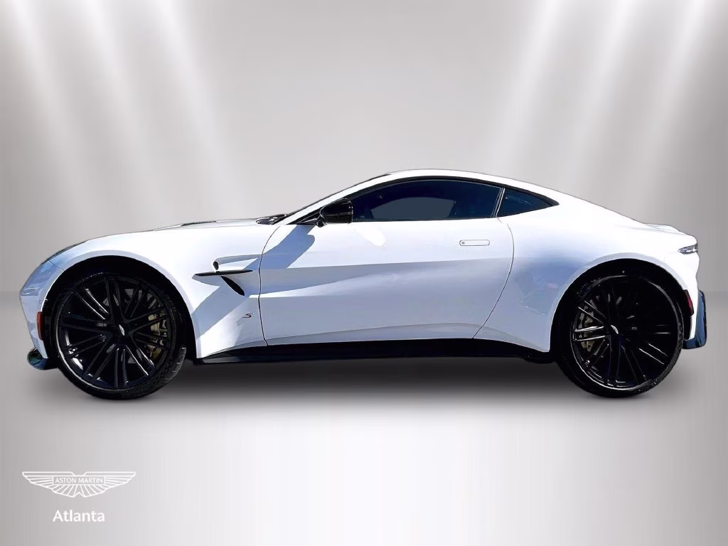 mph013_1602710664_scfsmgmw8tgn12879_2026_aston_martin_vantage_s_lunar_white_14_114766_da6859b9a3
