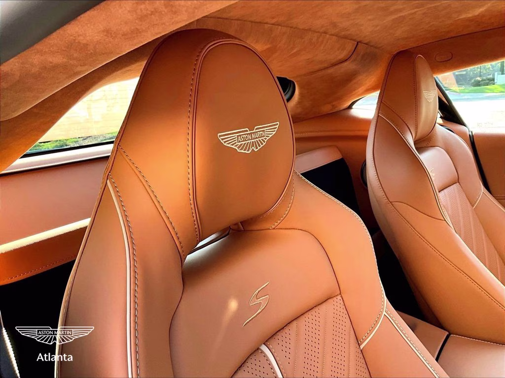 mph013_1866902778_scfsmgmw4tgn12569_2026_aston_martin_vantage_s_malachite_green_14_112638_d24464694b
