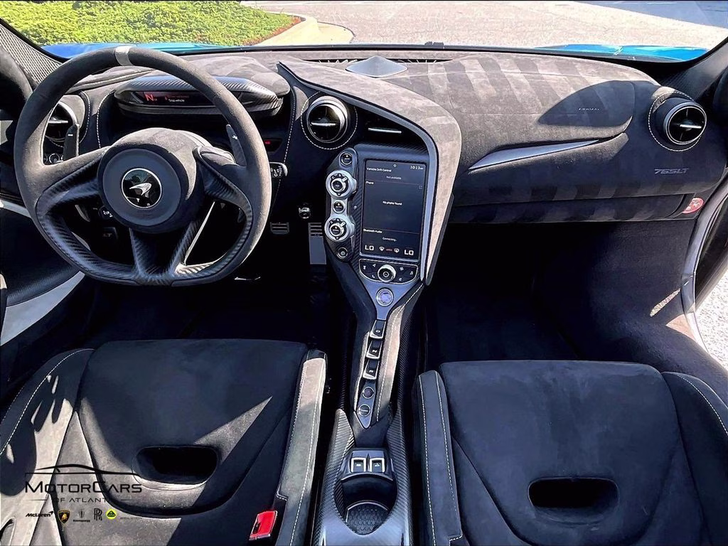 mph013_2080467273_sbm14sca4nw765636_2022_mclaren_765lt_mso_ludus_blue_velocity_fender_blend_14_113056_af375f0f07