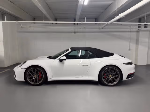 mph013_2275587994_640_66c8611d66