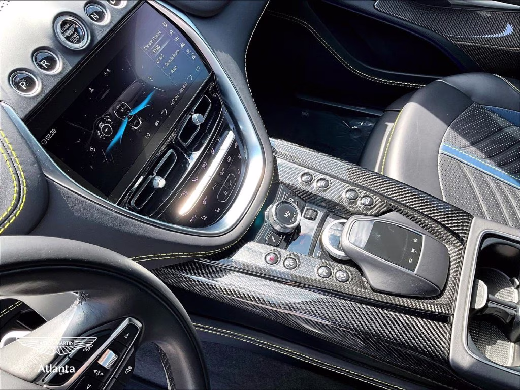 mph013_2316983782_sd7vujbw3ptv08215_2023_aston_martin_dbx_707_ion_blue_14_113950_d5ac574249
