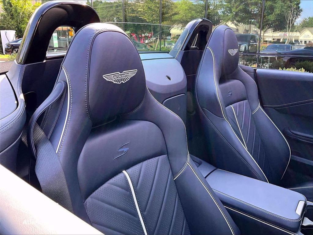 mph013_2621744670_scfsmgnw3tgp12454_2026_aston_martin_vantage_s_roadster_ultramarine_bl_14_112760_c2790b49eb