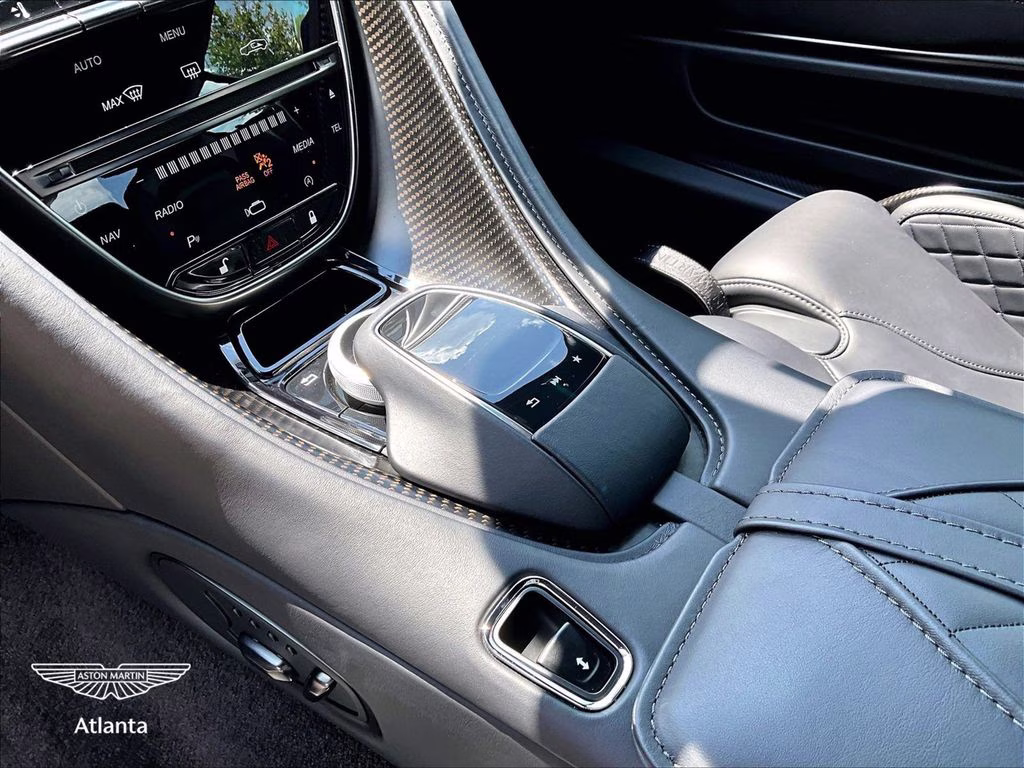 mph013_2794353495_scfrmhav2pgr10465_2023_aston_martin_dbs_ultimate_satin_lunar_white_14_113278_6d63bfc74b
