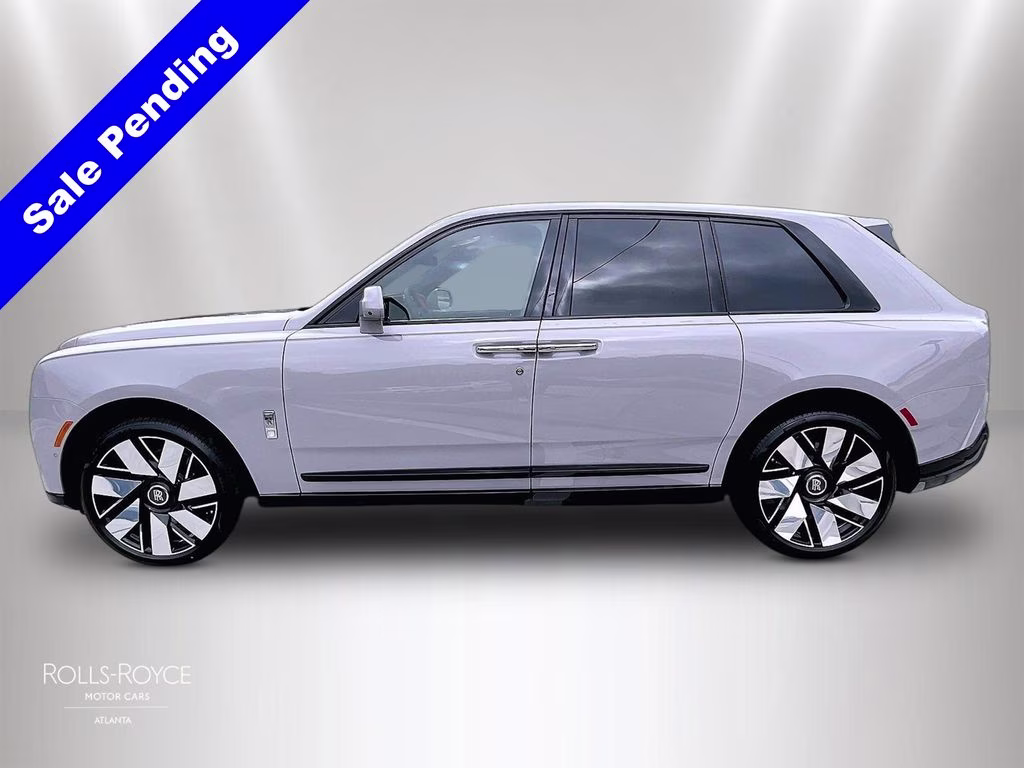 mph013_402722663_sla23ha03vu236243_2027_rolls_royce_cullinan_tempest_grey_14_111783_9a532ec6d7
