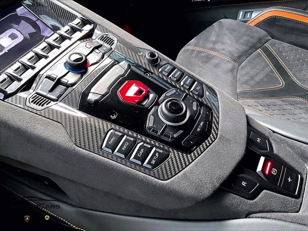 mph014_1547253158_zhwup8zd0nla11131_2022_lamborghini_aventador_lp_780_4_ultimae_grigio_acheso_matt_15_112726_33b0a6d74c