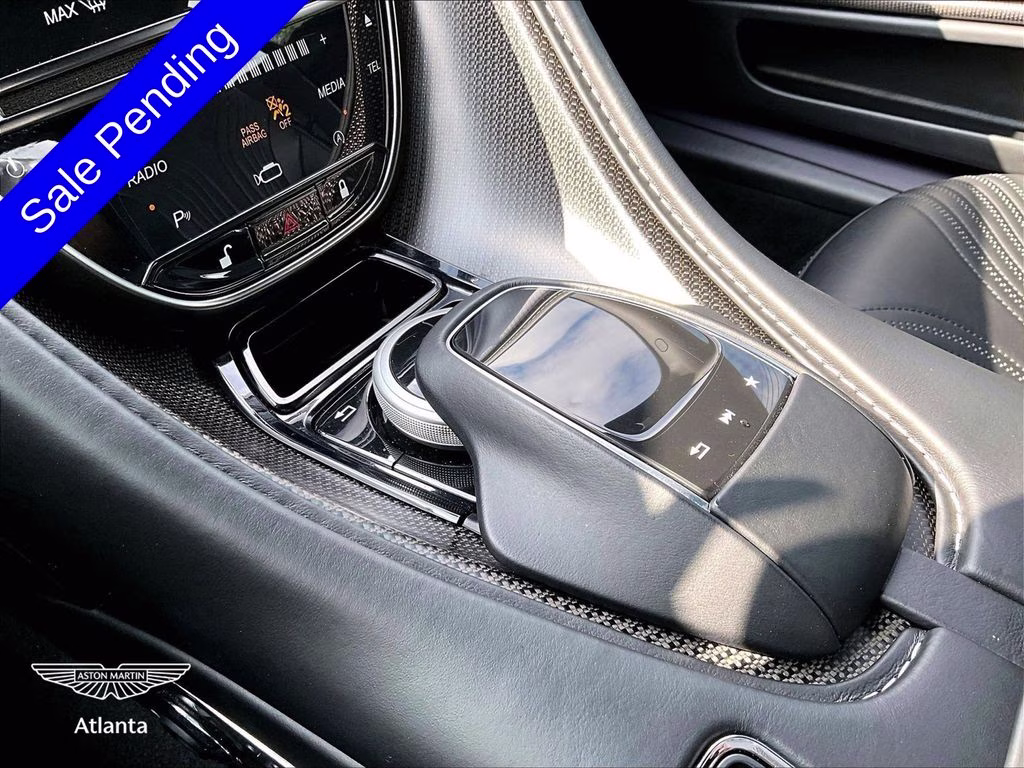 mph014_1839970439_scfrmfav6jgl03738_2018_aston_martin_db11_v12_lightning_silver_15_112886_9f92f5487a
