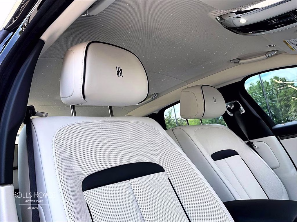 mph014_2064646288_sca23gz07vu236535_2027_rolls_royce_ghost_black_diamond_15_112746_e11b151f54