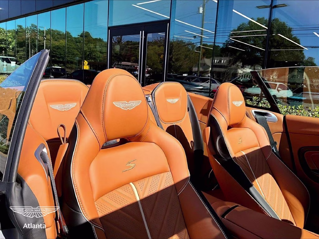 mph014_2258961722_scfrmfjw3tgm18132_2026_aston_martin_db12_s_volante_q_bronze_flare_15_114622_6f020eb54f
