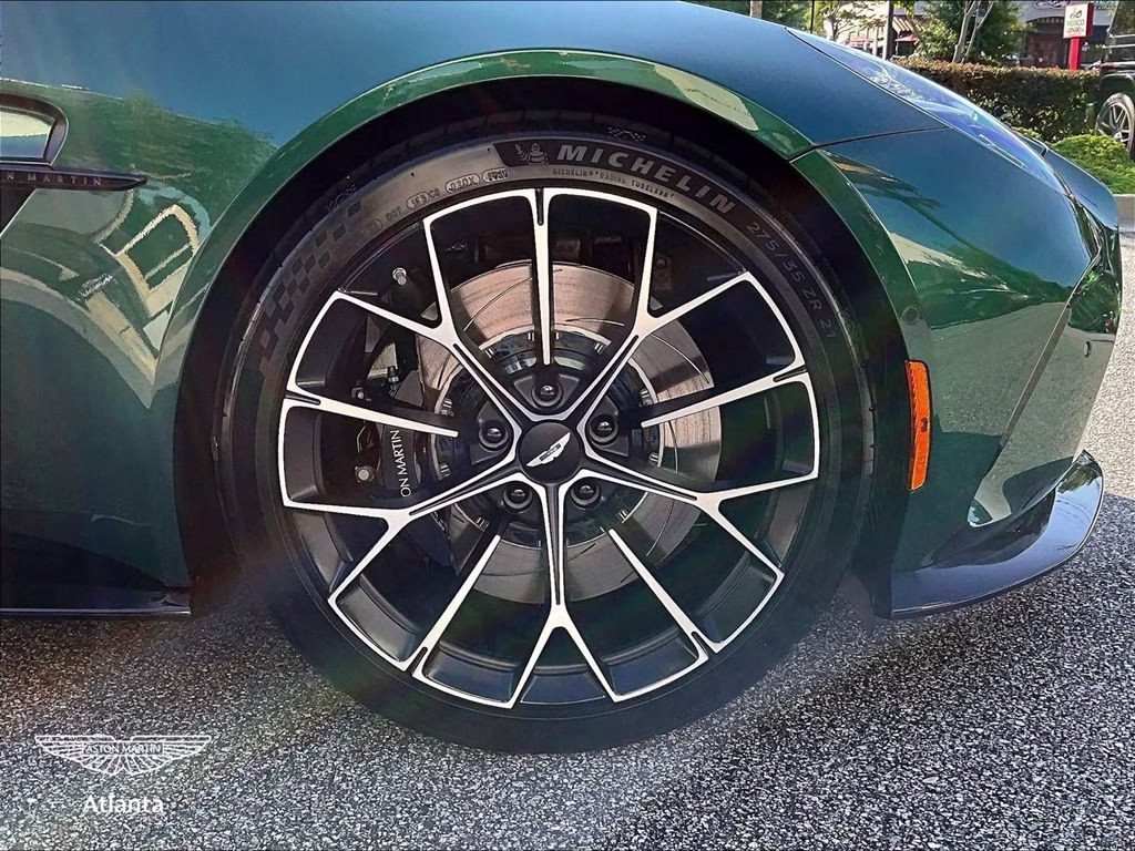 mph014_3416321697_scfsmgmw4tgn12569_2026_aston_martin_vantage_s_malachite_green_15_112638_e83f790e6d