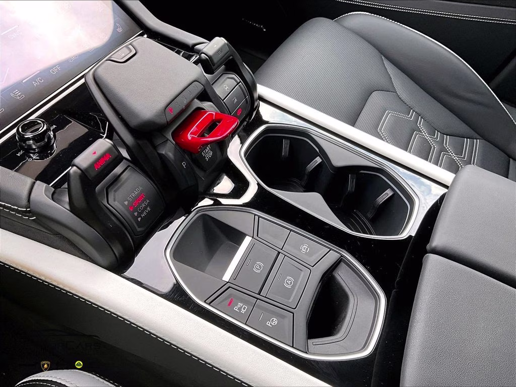 mph014_3583035486_zpbud6zl9tla44581_2026_lamborghini_urus_se_viola_pasifae_15_112174_49507862a1