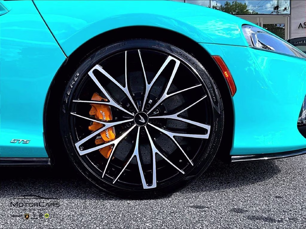 mph014_4068639634_sbm22gca9vw003720_2027_mclaren_gts_tokyo_cyan_15_114270_fccf0c97cc