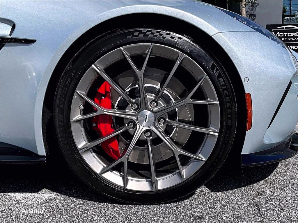 mph014_723219954_scfsmgmw2tgn12182_2026_aston_martin_vantage_s_titanium_silver_15_111742_7aaee90e21