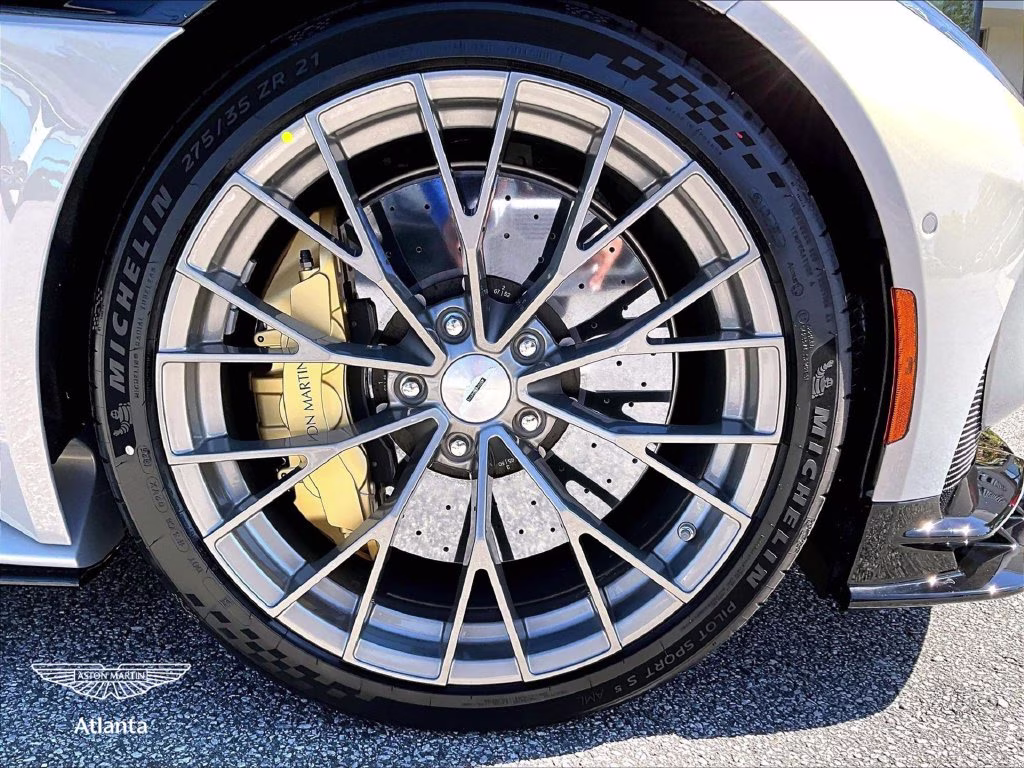 mph015_1591178120_scfrmfjw3tgm18132_2026_aston_martin_db12_s_volante_q_bronze_flare_16_114622_d22bb363e8
