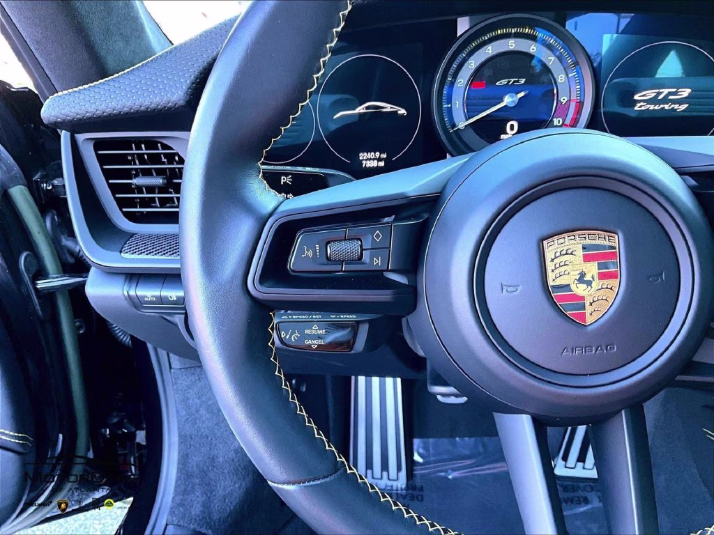 mph015_1958230836_wp0ac2a92ns271111_2022_porsche_911_gt3_touring_jet_black_metallic_16_114496_582cc75d4e