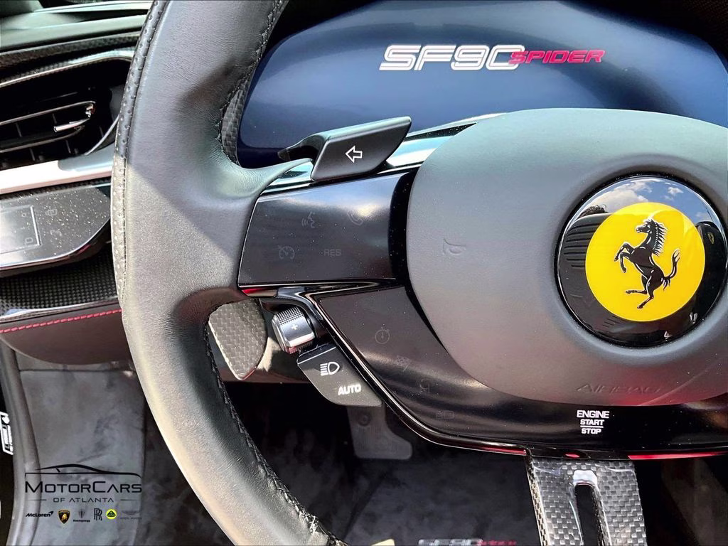 mph015_51224458_zff96nma3n0280267_2022_ferrari_sf90_spider_tailor_made_nero_16_112127_a3ca192389