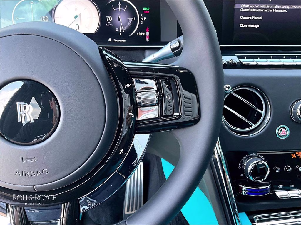mph016_4090151698_sla13ha0xsu231936_2025_rolls_royce_cullinan_arctic_white_17_112966_4e283dbe97