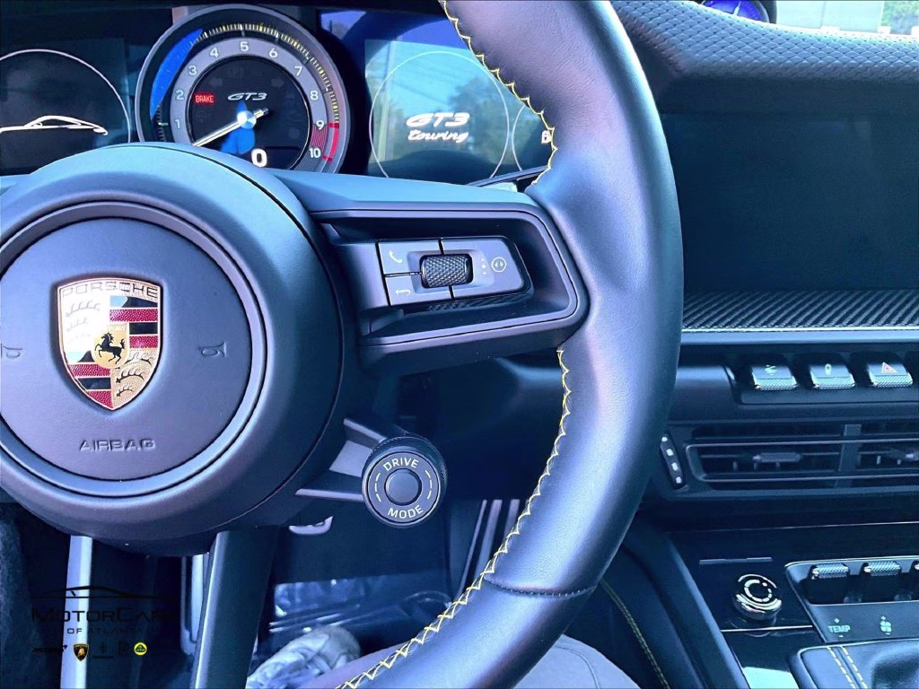 mph016_719392899_wp0ac2a92ns271111_2022_porsche_911_gt3_touring_jet_black_metallic_17_114496_158b769004