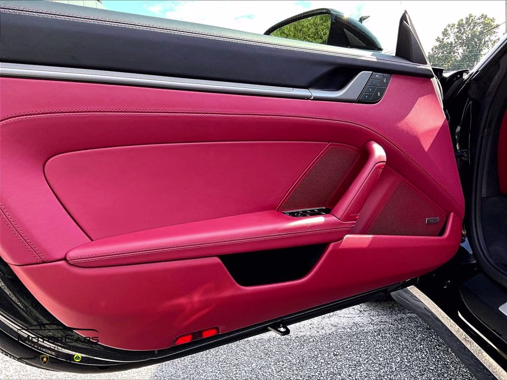 mph016_848305756_wp0cb2a94rs246485_2024_porsche_911_carrera_s_jet_black_metallic_17_112726_fec158933d