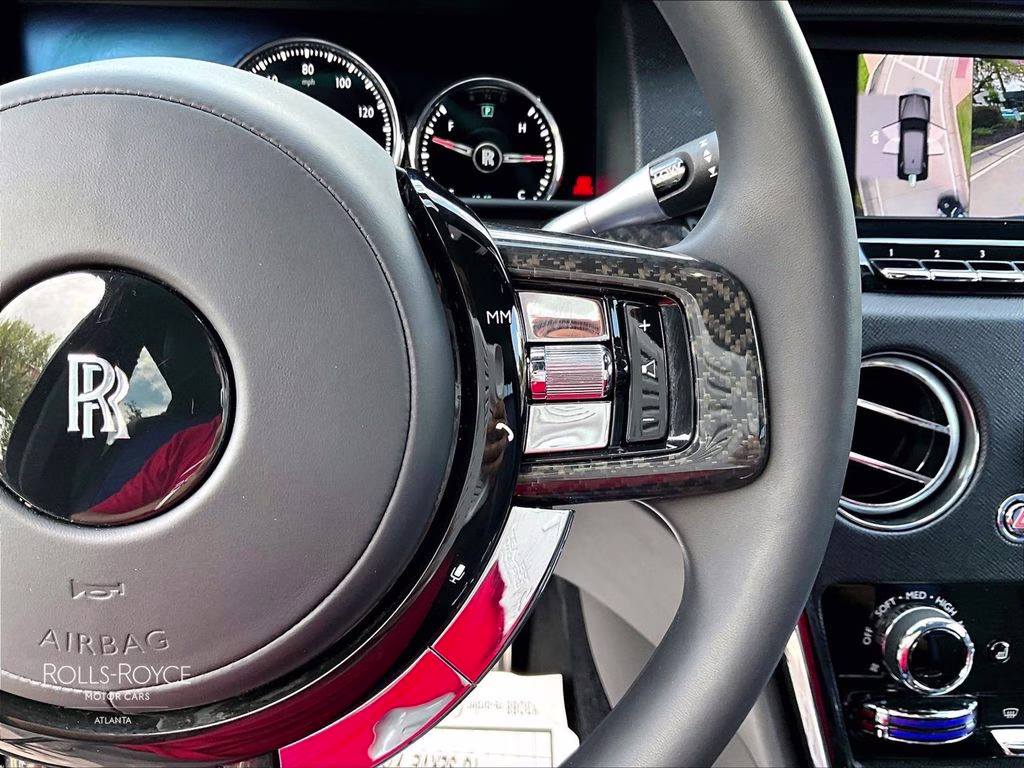 mph017_3279738747_slatv8c07nu214094_2022_rolls_royce_cullinan_black_badge_black_diamond_18_113662_47d6de42e8